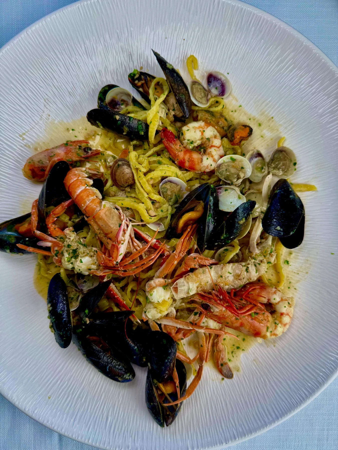 Tagliolini allo scoglio di Barslon